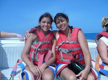 Destin Girls Parasailing